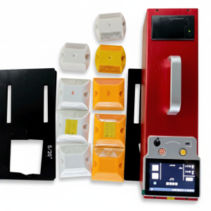 Máy đo độ phản quang đinh phản quang